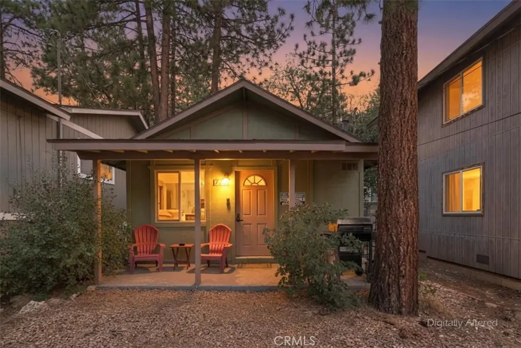 728 Holmes Lane, Sugarloaf, CA — listing photo 1