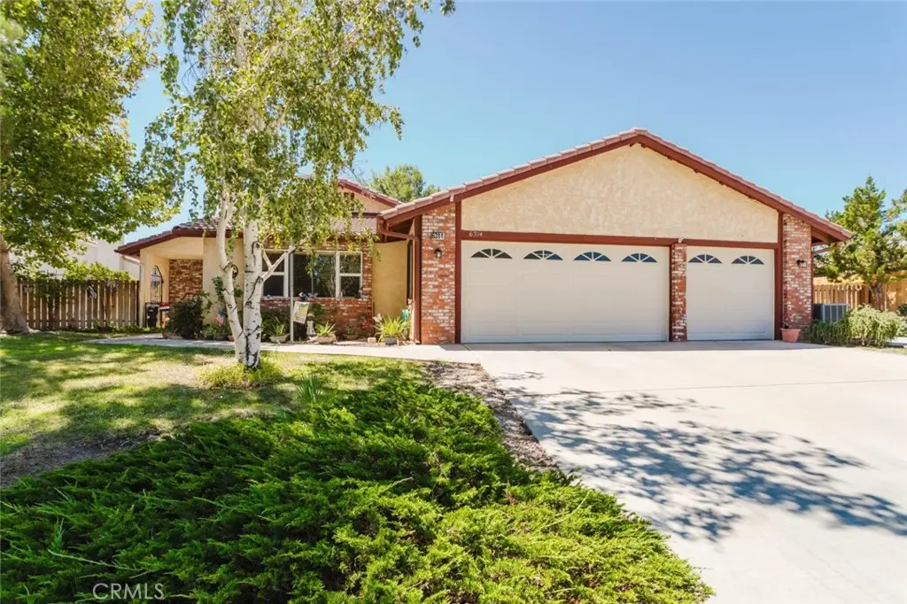 6314 Almond Valley Way, Quartz Hill, CA — listing photo 1
