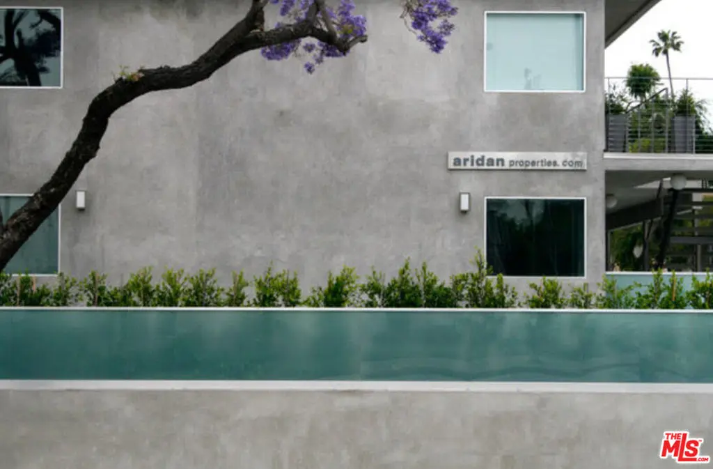 Residential Lease for rent at 9100 Whitworth Drive 8, Los Angeles, Los Angeles County, CA featuring 1 bed and 1 bath