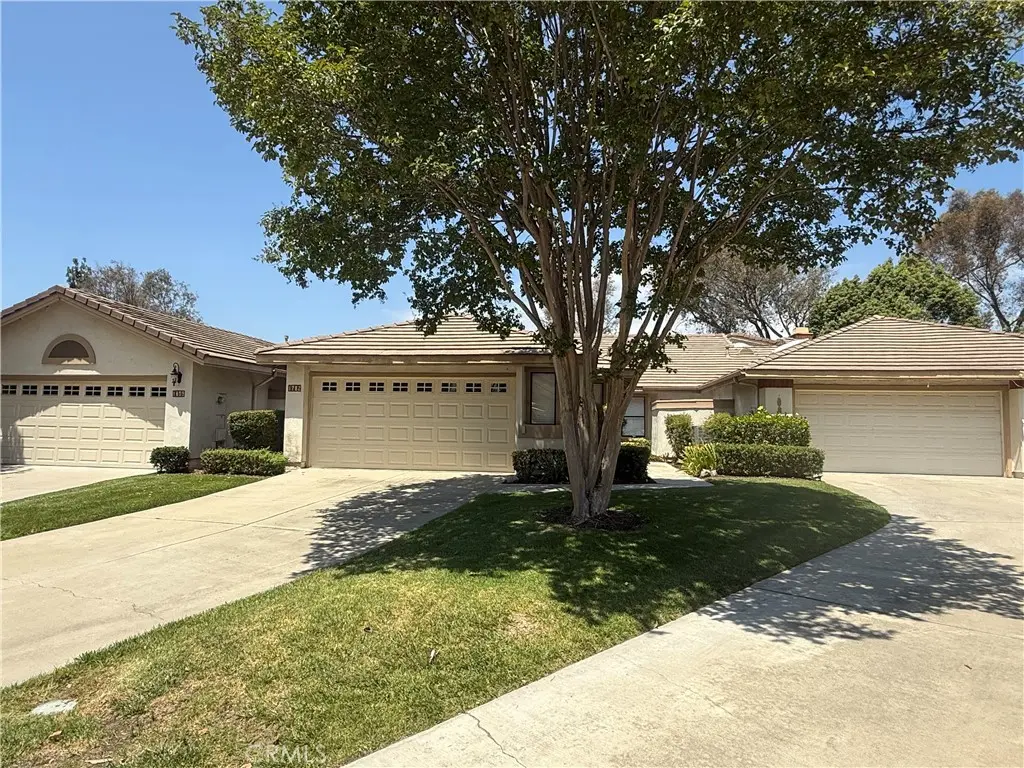 Residential Lease for rent at 1782 Del Prado, Pomona, Los Angeles County, CA featuring 3 beds and 2 baths