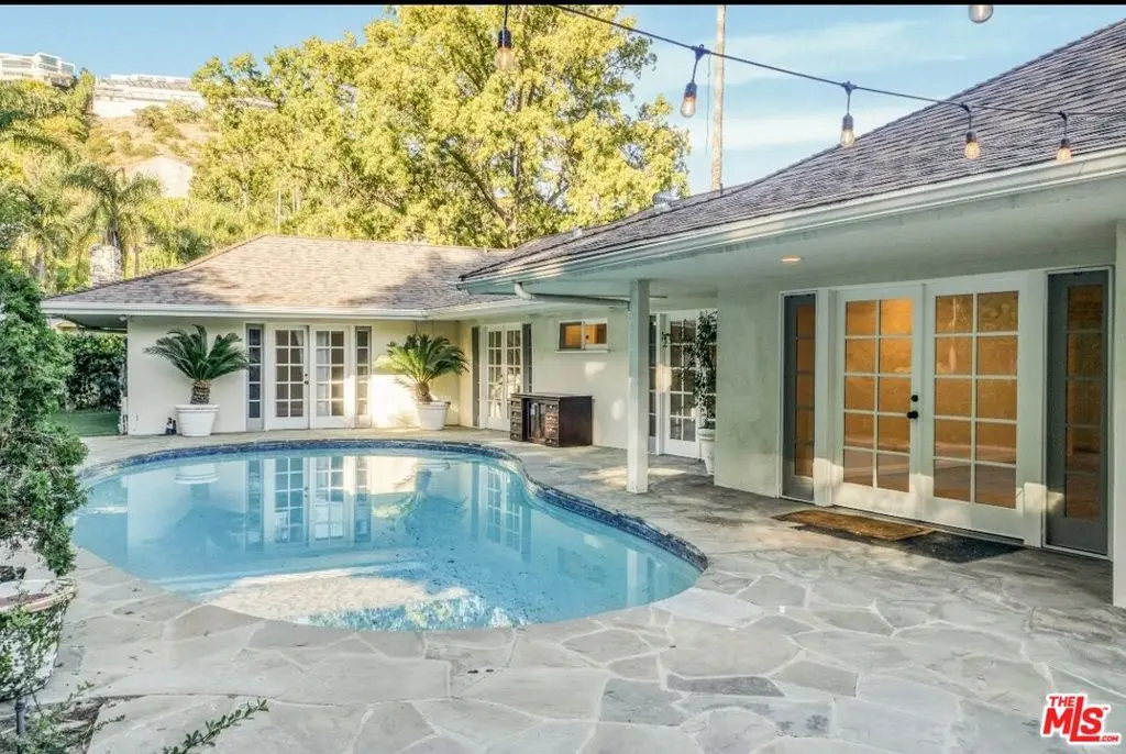 Residential Lease for rent at 1157 Eventide Place, Los Angeles, Los Angeles County, CA featuring 4 beds and 4 baths