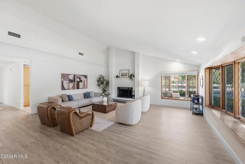 1592 Brentford Avenue, Westlake Village, CA — listing photo 1