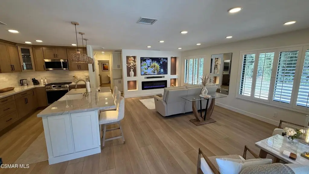 Condominium for rent at 3439 Highwood Court 130, Simi Valley, CA featuring 2 beds and 2 baths