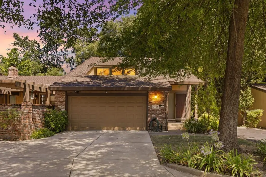 Condominium for sale at 6937 Vera Cruz Court, Citrus Heights, CA featuring 3 beds and 3 baths