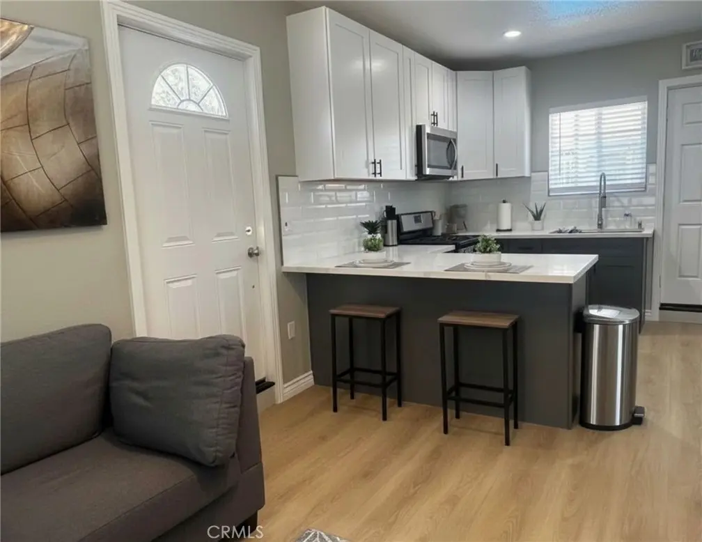 Residential Lease for rent at 401 N Rennell A, San Dimas, Los Angeles County, CA featuring 1 bed and 1 bath