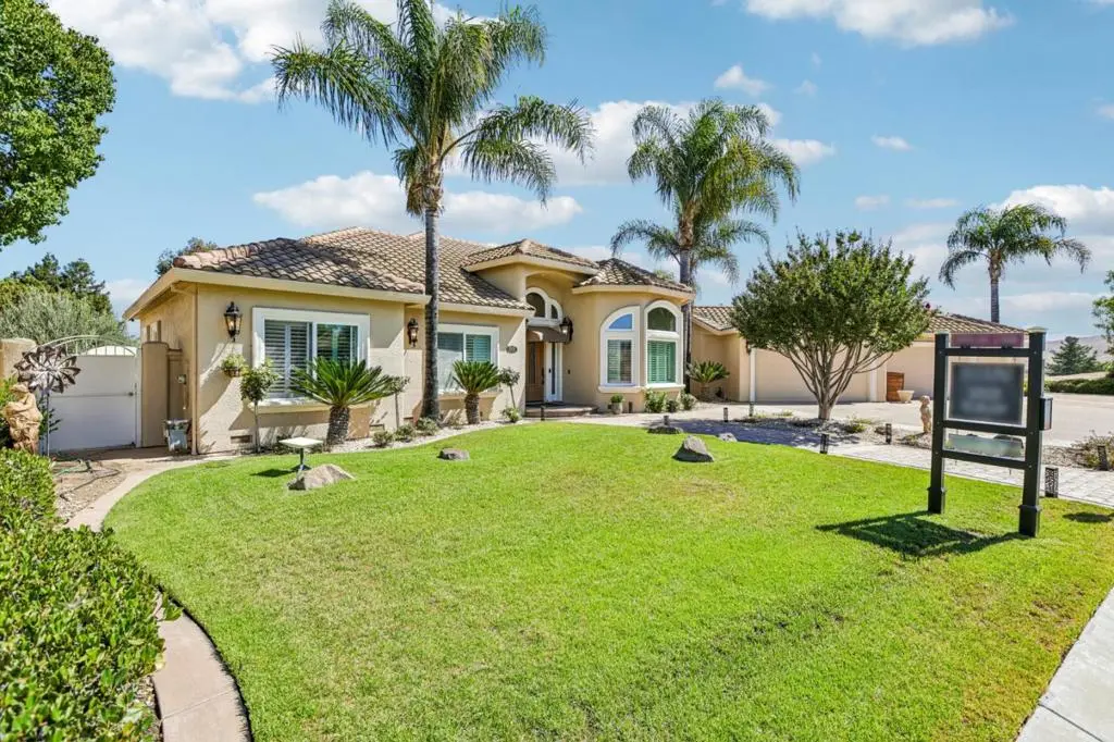 Single Family Residence for sale at 1515 S Ridgemark Drive, Hollister, CA featuring 3 beds and 3 baths