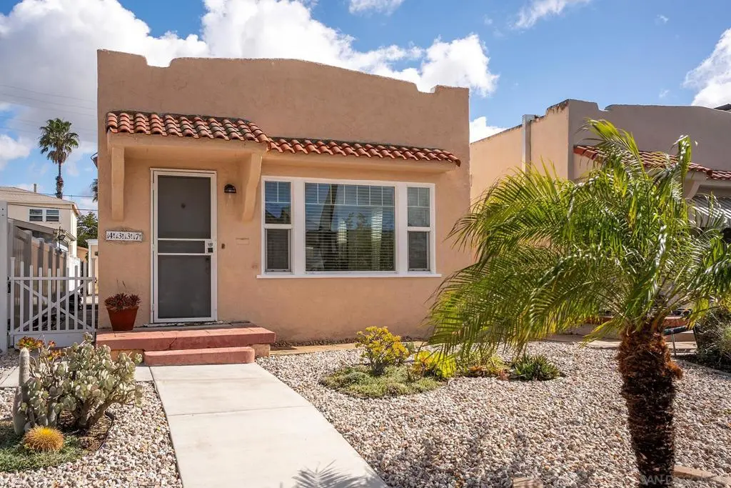 Single Family Residence for sale at 4337 Felton St, San Diego, CA featuring 2 beds and 2 baths