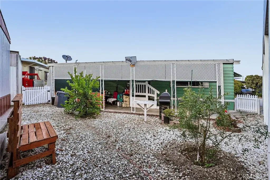 Manufactured In Park for sale at 7101 Rosecrans Ave, Paramount, CA featuring 4 beds and 2 baths