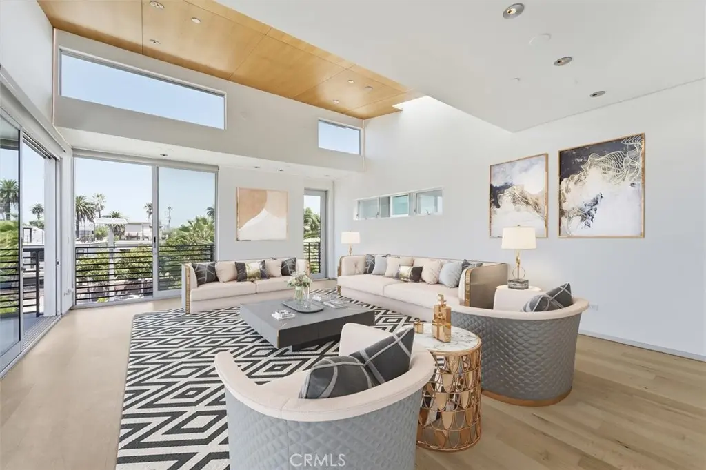 404 Grand Boulevard, Venice, CA — listing photo 1