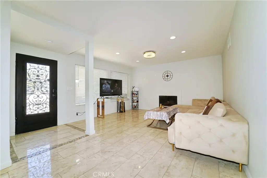 Single Family Residence for sale at 4700 Topanga Canyon, Los Angeles, CA featuring 3 beds and 2 baths