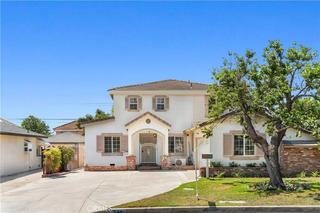 Single Family Residence for sale at 744 Callita, Arcadia, CA featuring 5 beds and 3 baths
