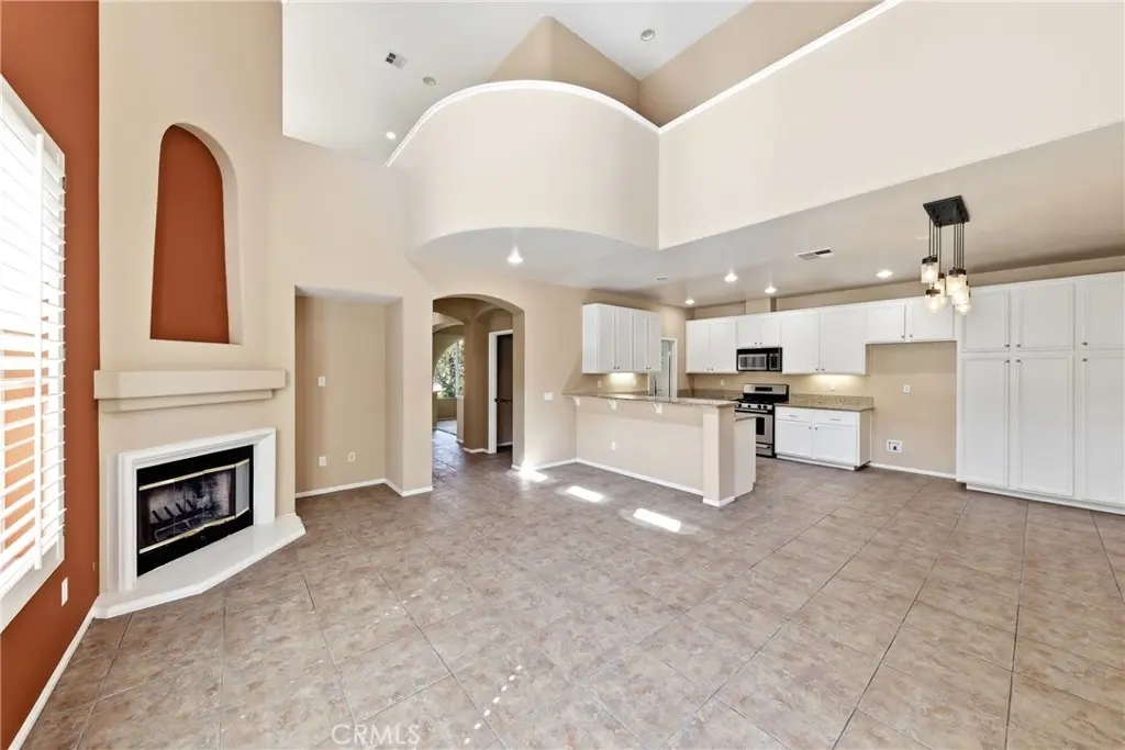 Residential Lease for rent at 12 Atwater, Irvine, Orange County, CA featuring 3 beds and 3 baths