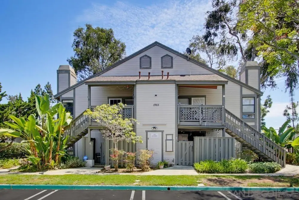 1965 Wellington Ln 2, Vista, CA — listing photo 1