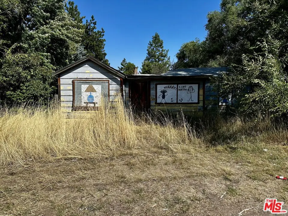 310 N California Street, Dorris, CA — listing photo 1
