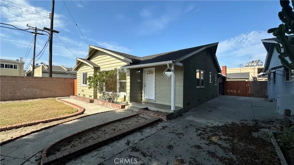 6651 Coronado, Long Beach, CA — listing photo 1