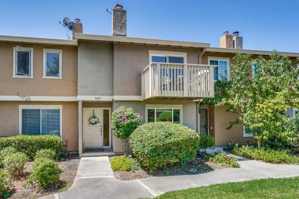 Townhouse for sale at 3440 Brushcreek Way, San Jose, CA featuring 3 beds and 3 baths