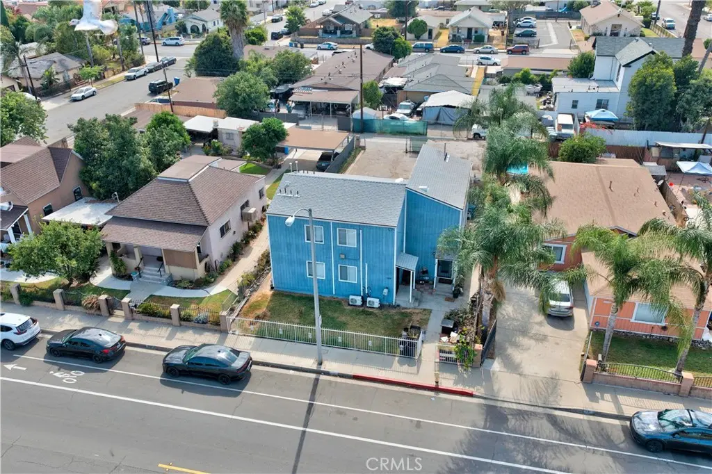 Triplex for sale at 1133 S Park Avenue, Pomona, CA