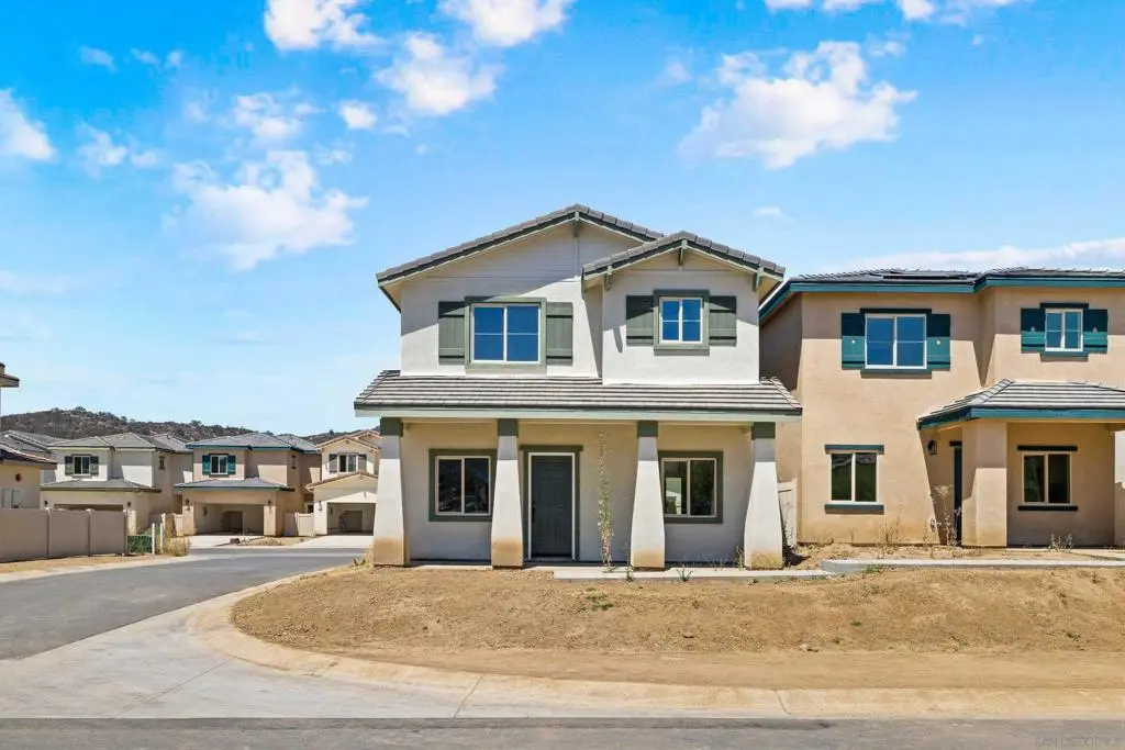 13404 Wagon Lane, Valley Center, CA — listing photo 1
