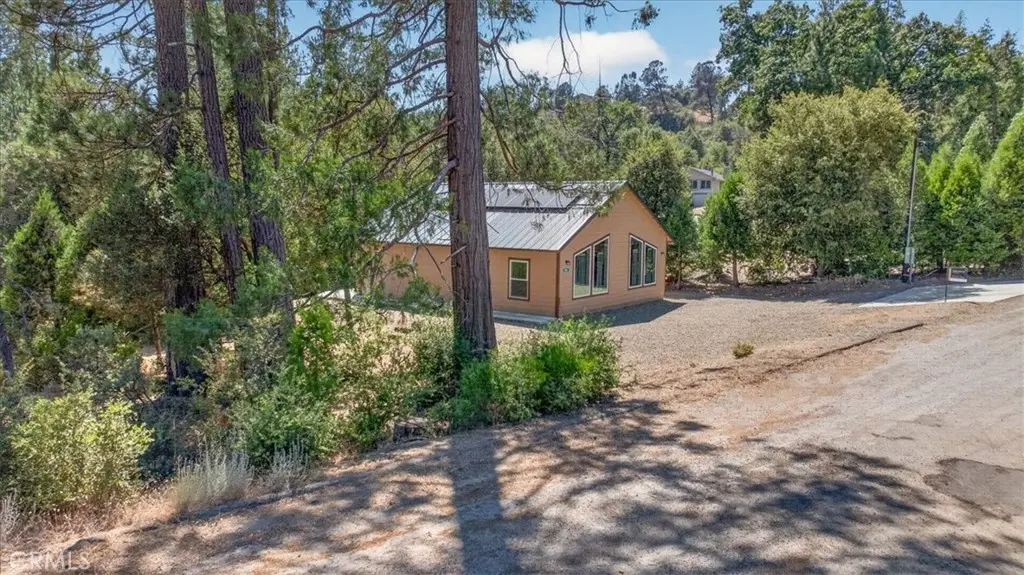 5594 Red Ibis Court, Mariposa, CA — listing photo 1