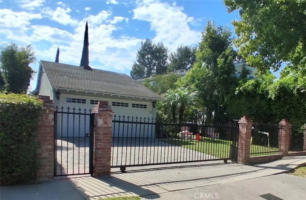 4419 Calhoun, Sherman Oaks, CA — listing photo 1