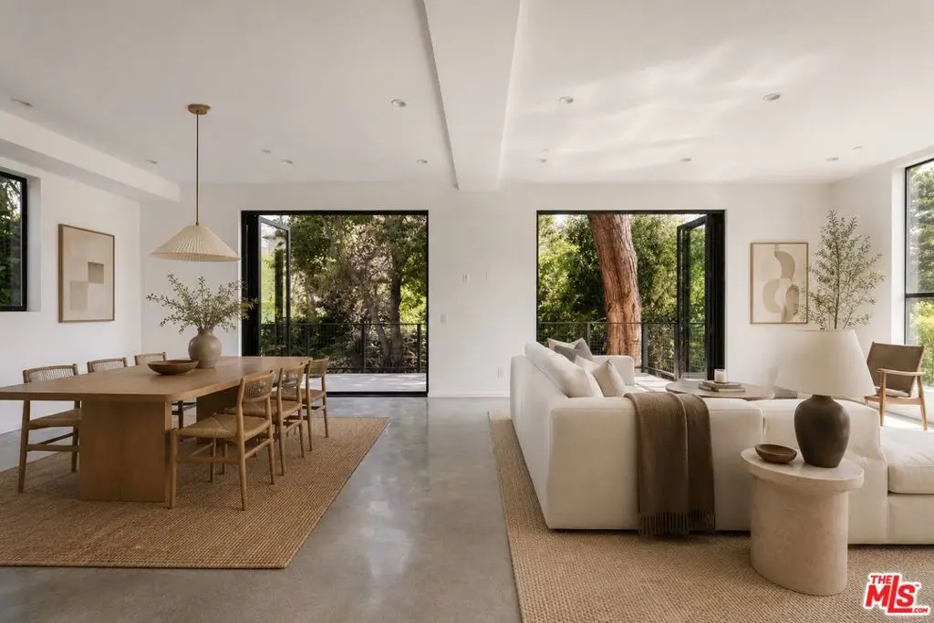 Residential Lease for rent at 1628 1/2 Micheltorena Street, Los Angeles, Los Angeles County, CA featuring 3 beds and 4 baths