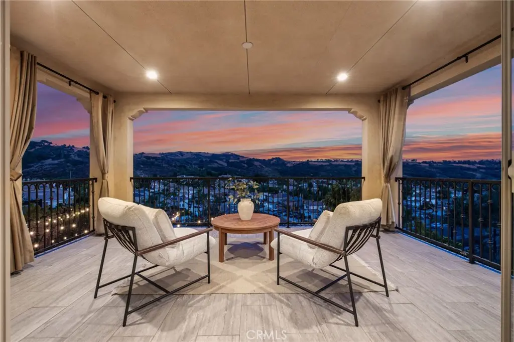Single Family Residence for sale at 23 Cielo Azul, Mission Viejo, CA featuring 4 beds and 4 baths