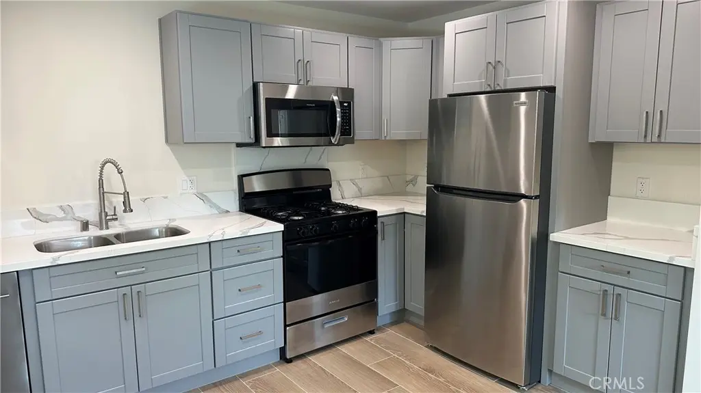 Residential Lease for rent at 1315 N Kingsley Drive 1/2, Los Angeles, Los Angeles County, CA featuring 2 beds and 2 baths
