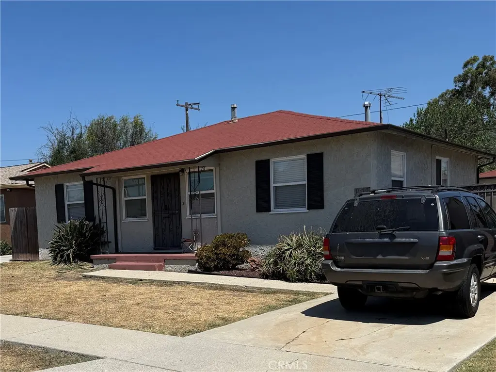 Single Family Residence for sale at 1519 W 110th, Los Angeles, CA featuring 3 beds and 1 bath
