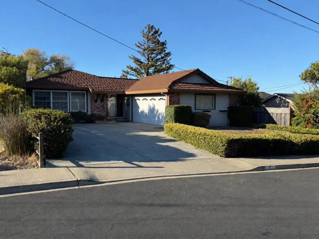 Single Family Residence for sale at 4 Christian Court, Belmont, CA featuring 3 beds and 2 baths