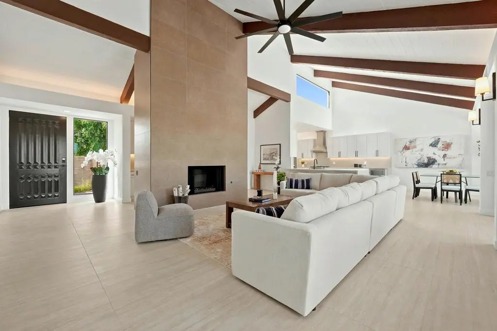 616 Desert West Drive, Rancho Mirage, CA — listing photo 1