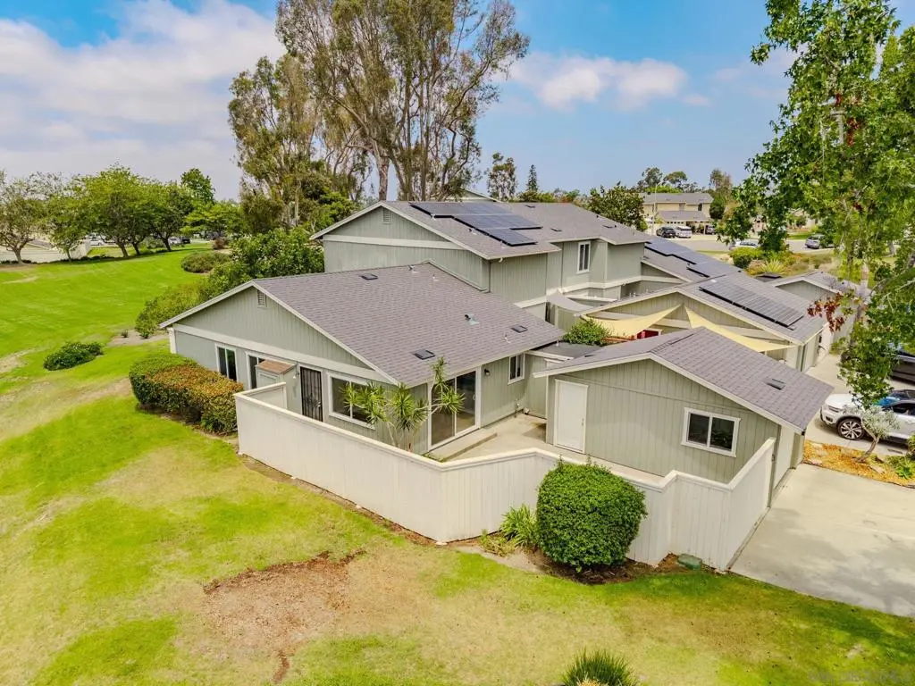 Townhouse for rent at 1809 Eastwood, Encinitas, CA featuring 3 beds and 2 baths