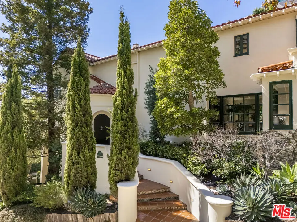 Single Family Residence for sale at 1701 Queens Court, Los Angeles, CA featuring 4 beds and 5 baths