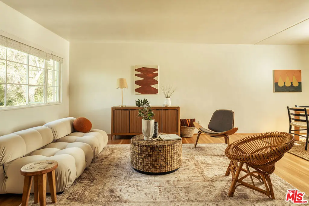 Condominium for sale at 5589 1/2 Village, Los Angeles, CA featuring 1 bed and 1 bath