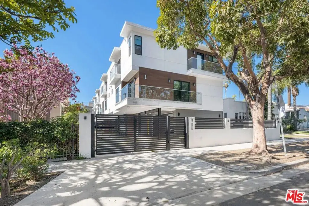 Residential Lease for rent at 849 N Alta Vista Boulevard 1, Los Angeles, Los Angeles County, CA featuring 4 beds and 4 baths