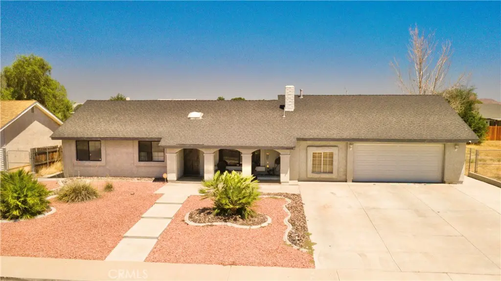 14190 Whispering Sands Drive, Victorville, CA — listing photo 1