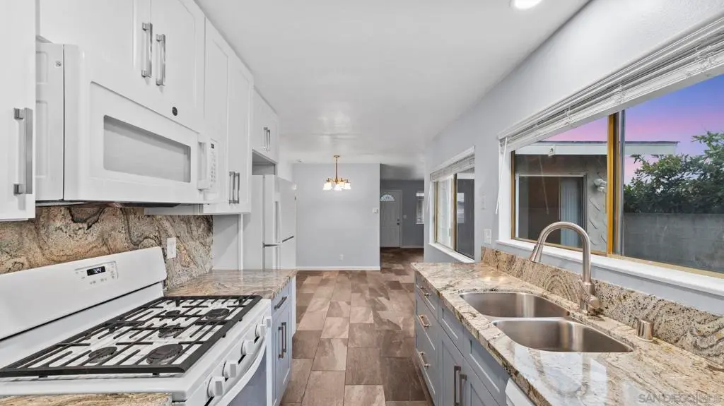 Single Family Residence for sale at 3670 Rosa Linda, San Diego, CA featuring 3 beds and 2 baths