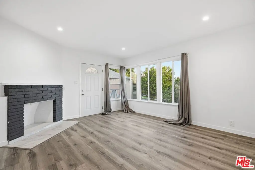 11485 Cumpston Street, North Hollywood, CA — listing photo 1