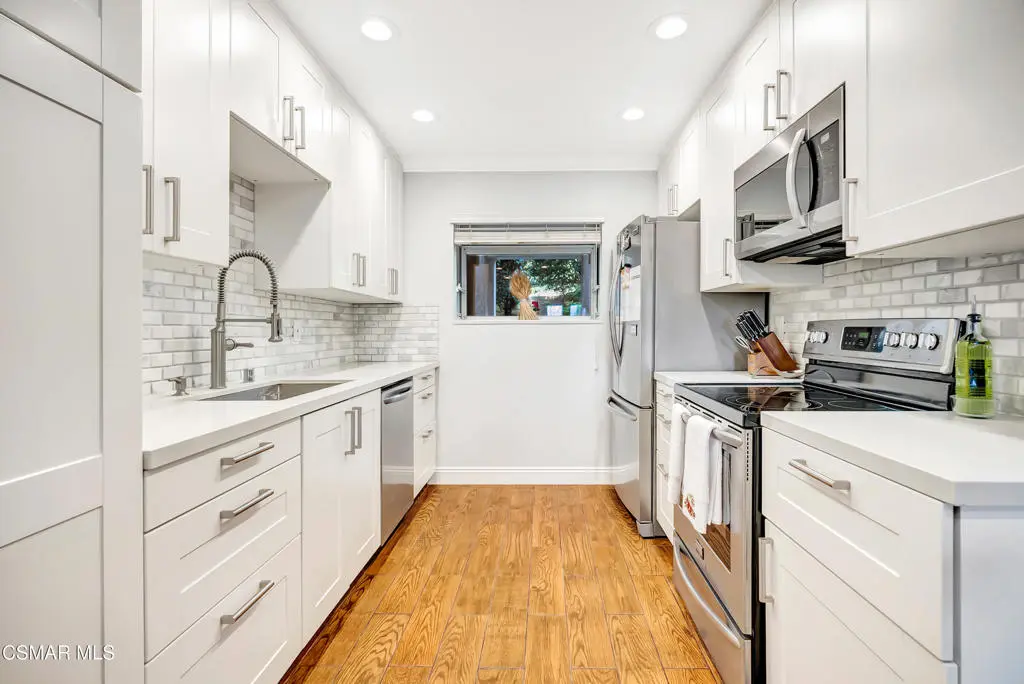 2623 Antonio Drive 106, Camarillo, CA — listing photo 1