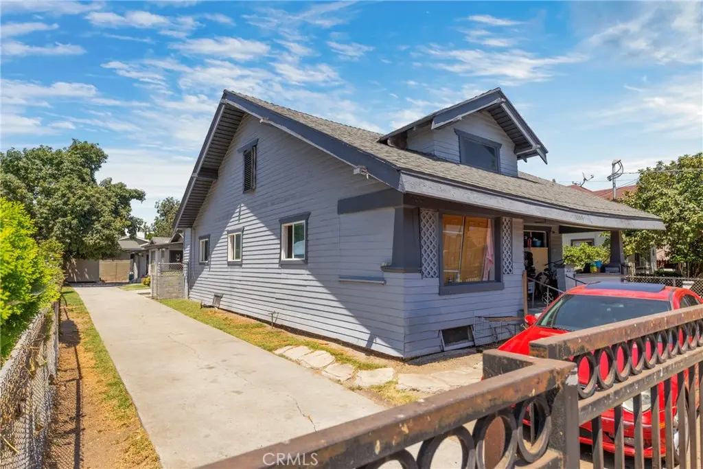 Apartment for sale at 1253 E 46th, Los Angeles, CA