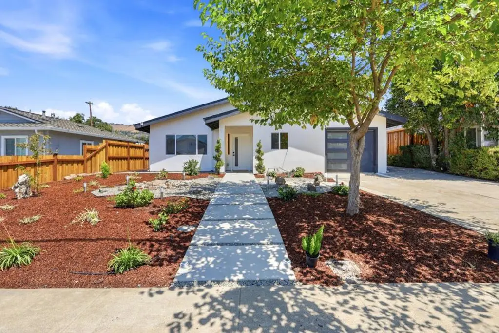 Single Family Residence for sale at 10320 Broadview Drive, San Jose, CA featuring 4 beds and 2 baths