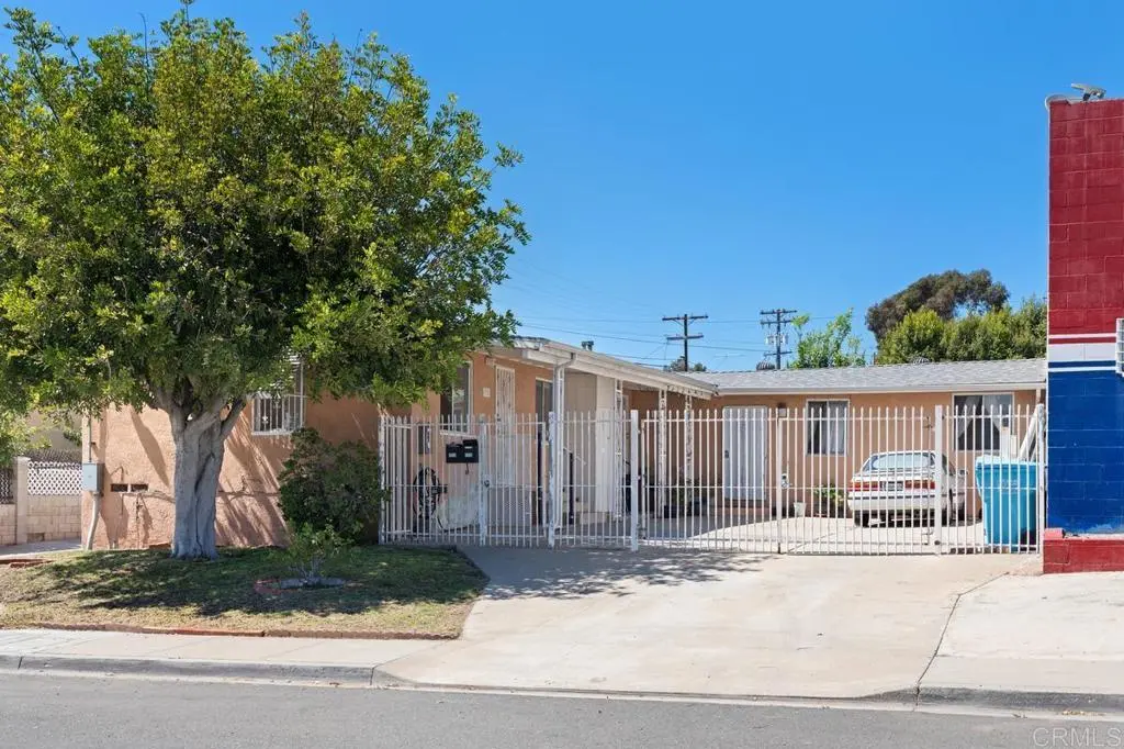 Duplex for sale at 4728 , 4730 Myrtle Avenue, San Diego, CA