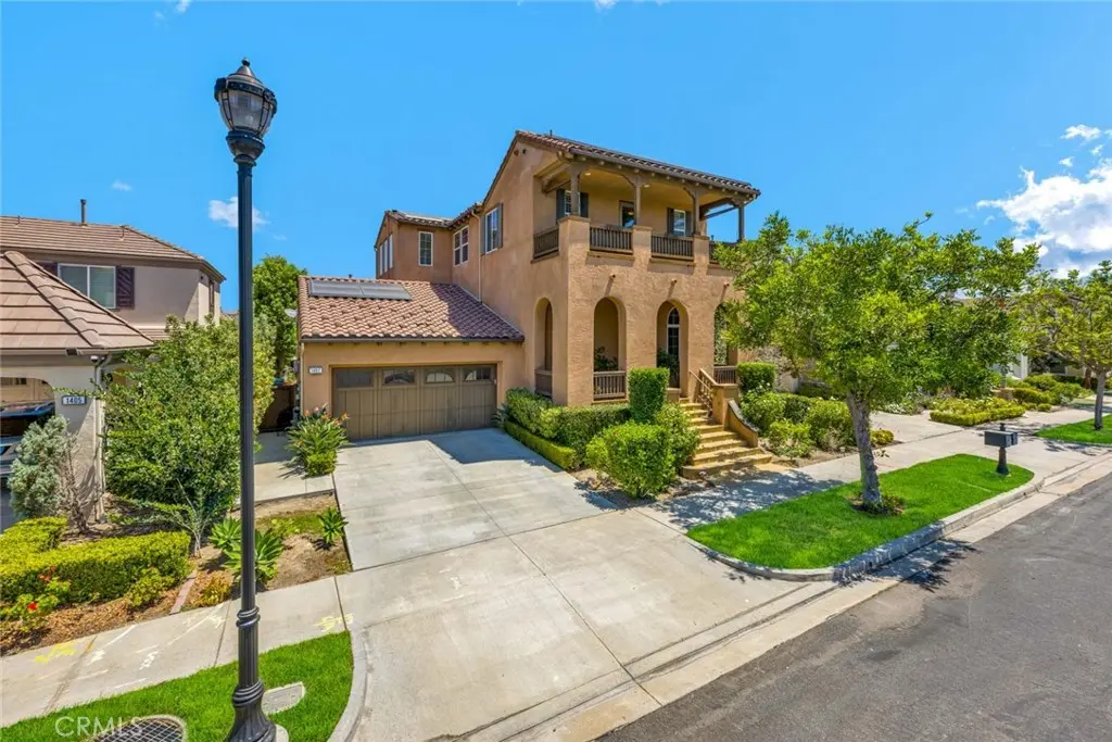 1407 Williamsburg Street, Tustin, CA — listing photo 1