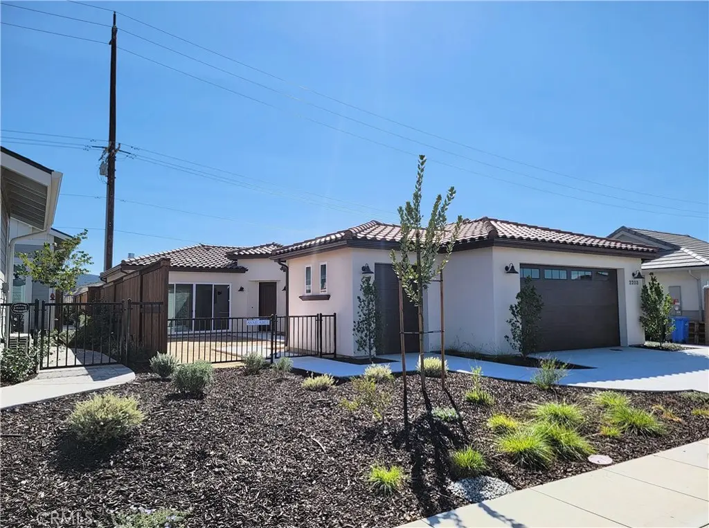 Single Family Residence for sale at 2203 Chardonnay Lane, Paso Robles, CA featuring 3 beds and 2 baths