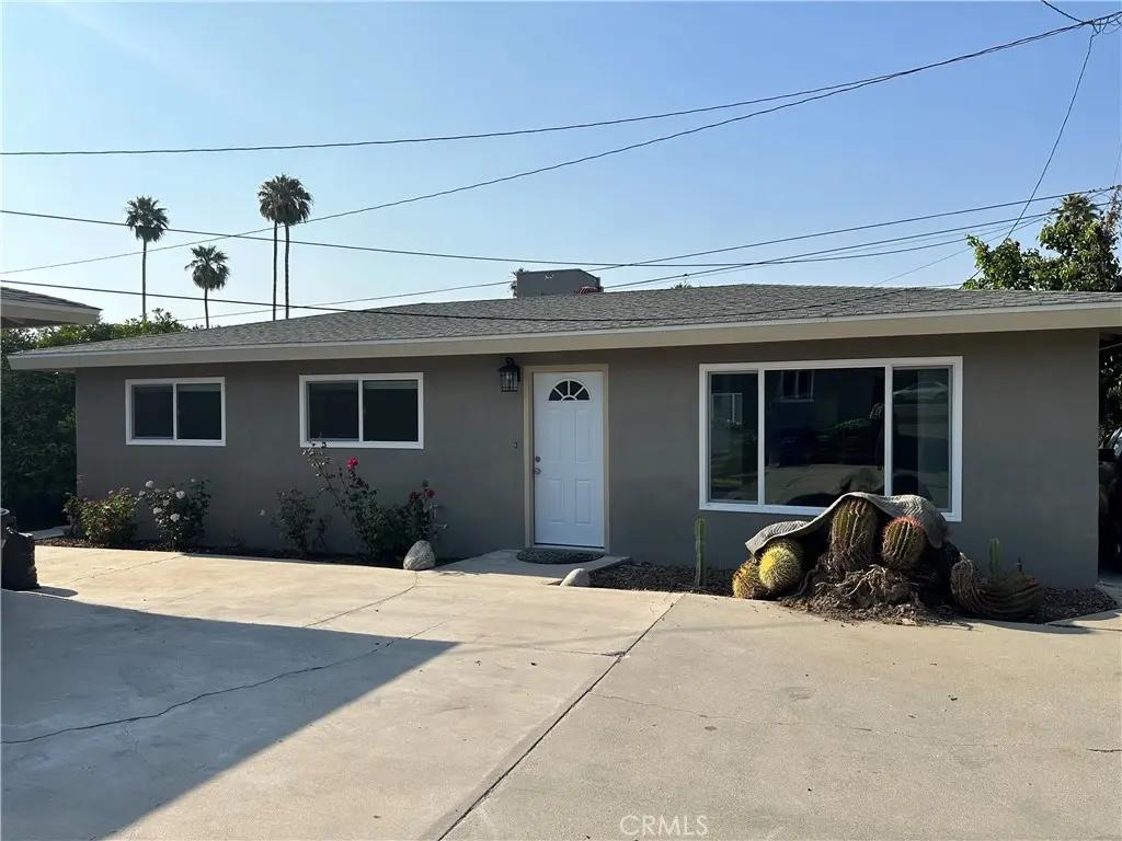 Single Family Residence for rent at 24450 University Avenue, Loma Linda, CA featuring 2 beds and 2 baths