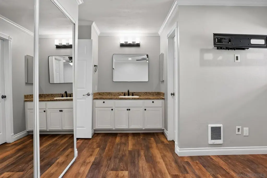 Single Family Residence for rent at 7988 Mission Center CT C, San Diego, CA featuring 2 beds and 2 baths
