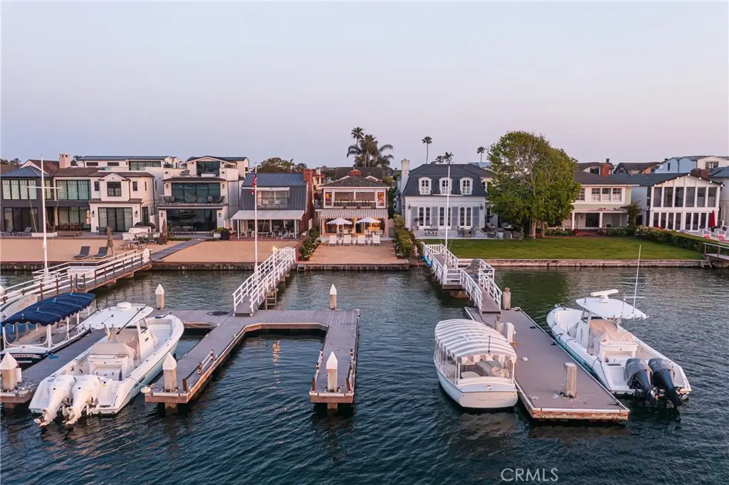Residential Lease for rent at 1411 E Bay Avenue, Newport Beach, Orange County, CA featuring 4 beds and 4 baths