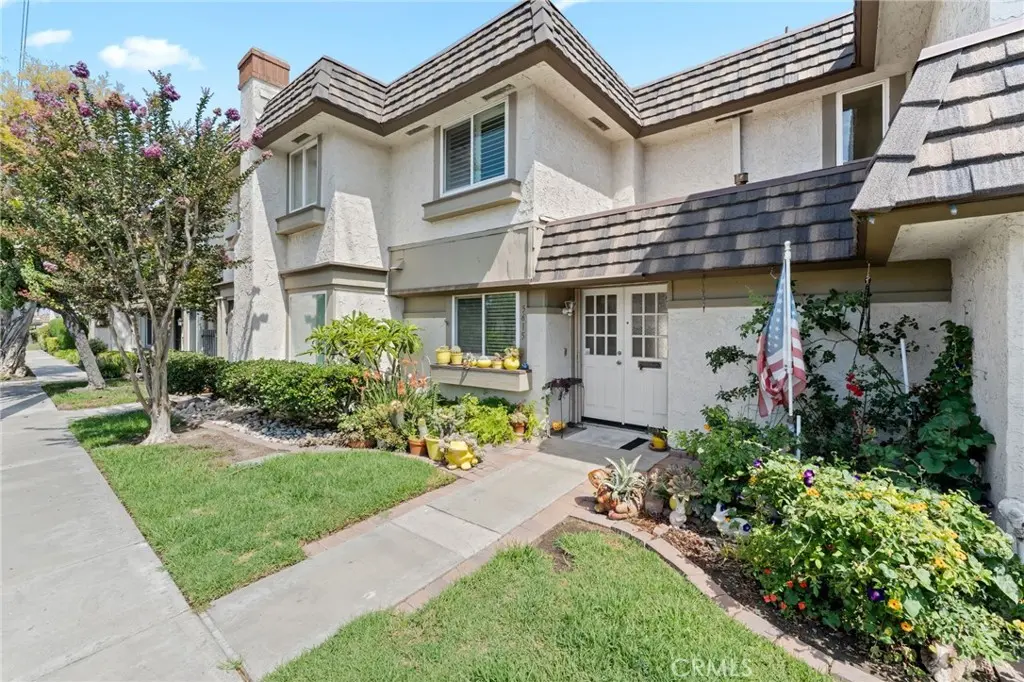 5615 Westminster Blvd, Westminster, CA — listing photo 1