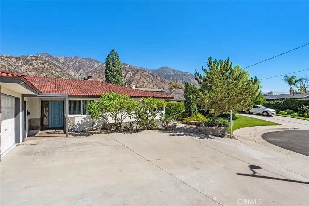 Single Family Residence for rent at 3715 Don Benito Court, Pasadena, CA featuring 4 beds and 2 baths