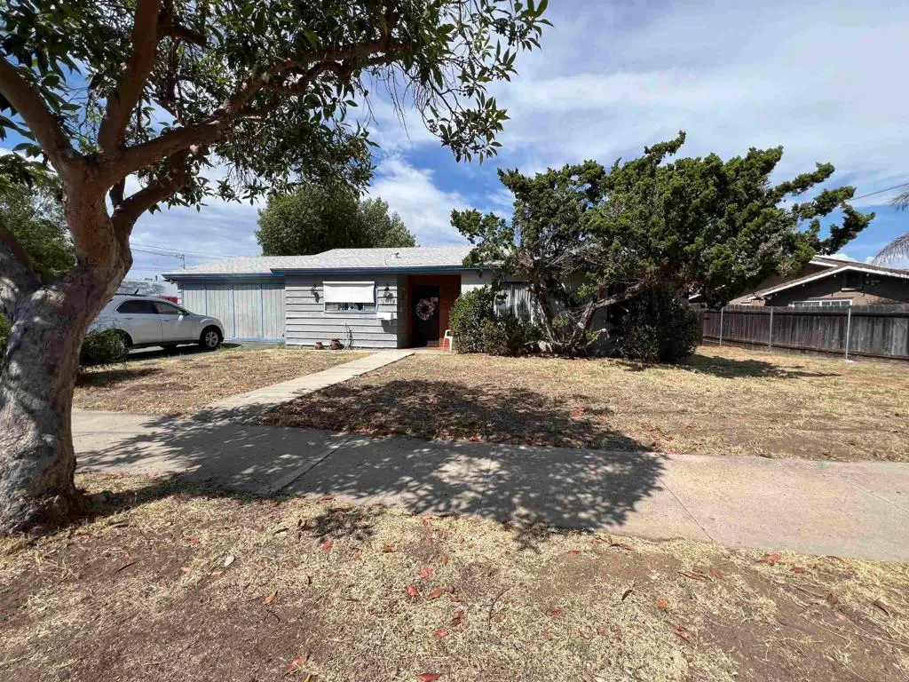 9733 Settle Road, Santee, CA — listing photo 1