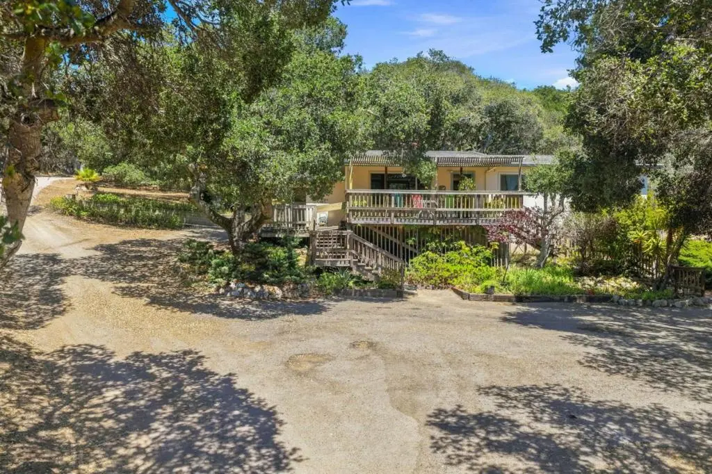 Single Family Residence for sale at 18820 Vierra Canyon Road, Salinas, CA featuring 3 beds and 2 baths